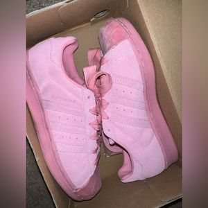 Pink Adidas’